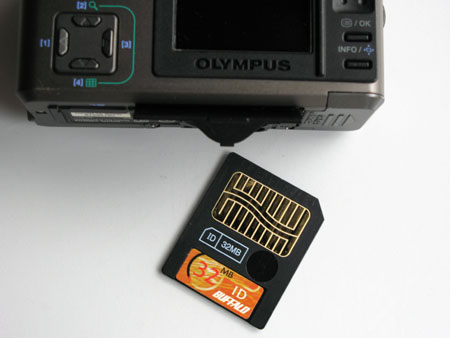 OLYMPUS CAMEDIA C-21T.commu デジカメ-